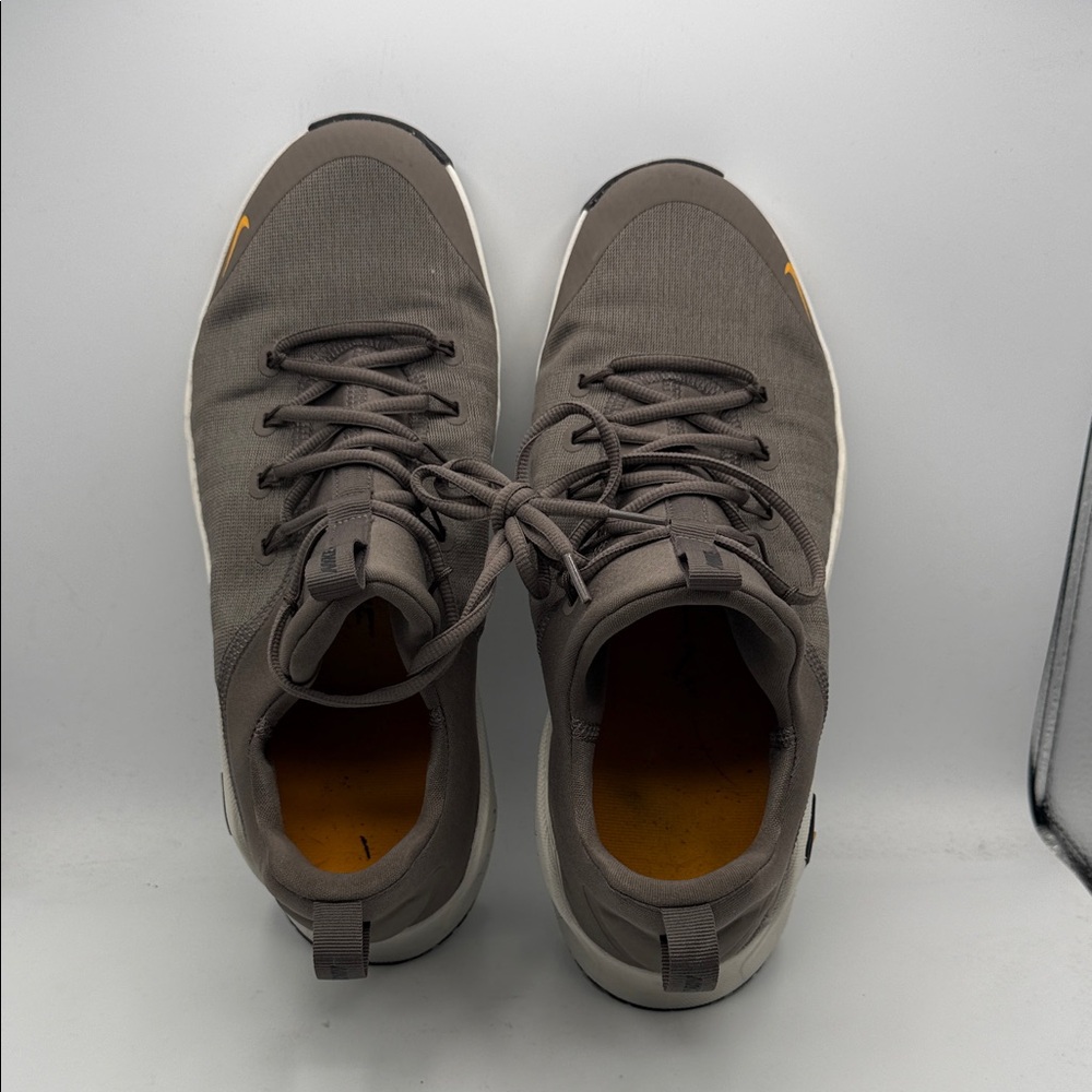 Nike FREE METCON 6 men’s 12 Brown Sneakers with Orange Accents s21 - Picture 4 of 6